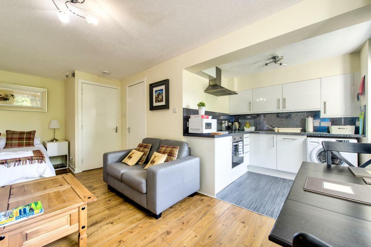 Stunning Studio Apartment Castle View Edinburgh Luaran gambar