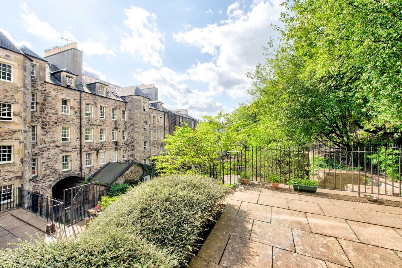 Stunning Studio Apartment Castle View Edinburgh Luaran gambar