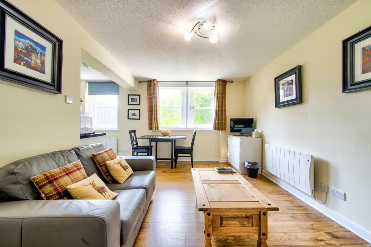 Stunning Studio Apartment Castle View Edinburgh Luaran gambar